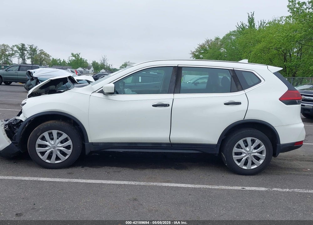 2018 NISSAN ROGUE VIN: 5N1AT2MV9JC775311