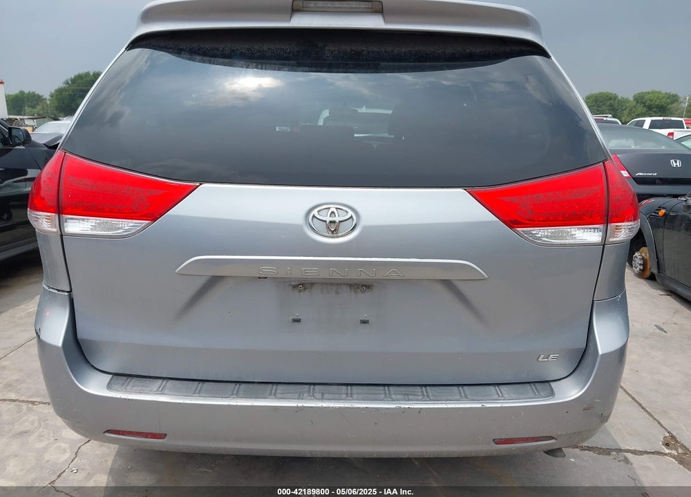 2013 TOYOTA SIENNA LE V6 8 PASSENGER VIN: 5TDKK3DC0DS300178