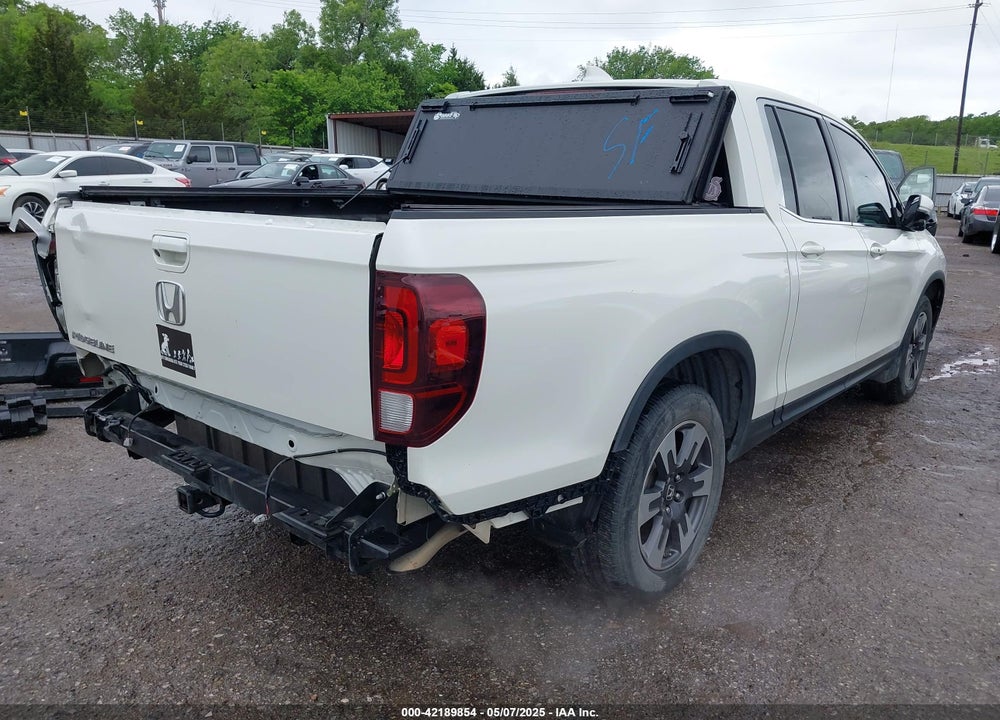 2019 HONDA RIDGELINE RTL-T VIN: 5FPYK2F69KB004726