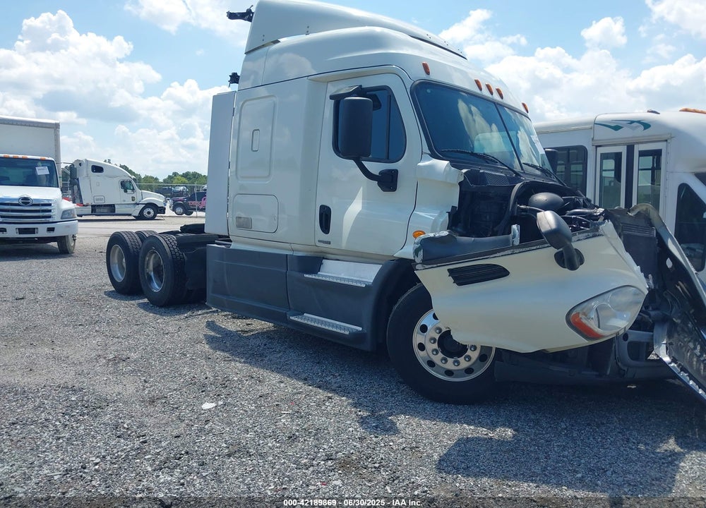 2016 FREIGHTLINER CASCADIA 113 VIN: 3AKJGHDV5GSHC5151