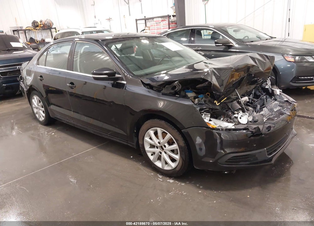 2014 VOLKSWAGEN JETTA 1.8T SE VIN: 3VWD07AJ3EM437025