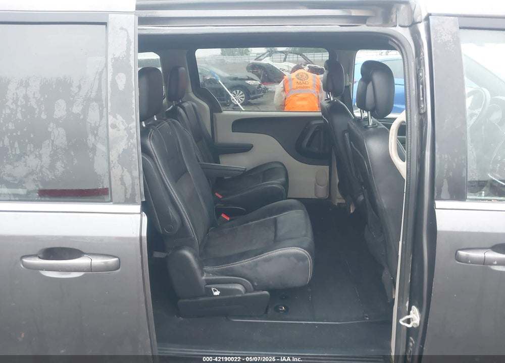2019 DODGE GRAND CARAVAN SXT VIN: 2C4RDGCG5KR565883