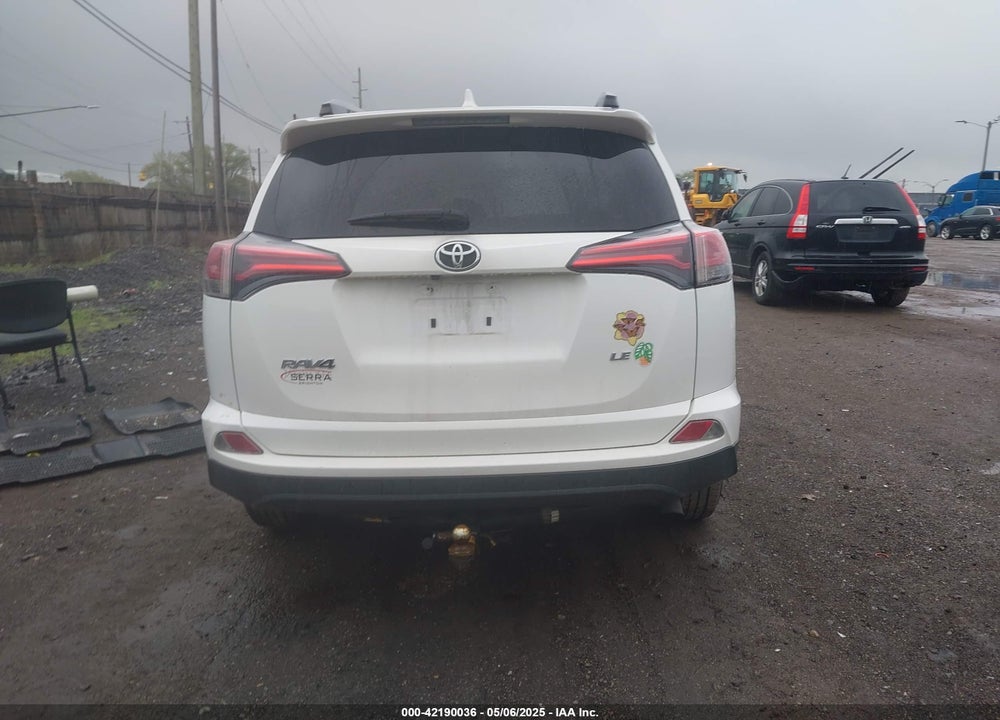 2017 TOYOTA RAV4 VIN: JTMZFREV7HD102186