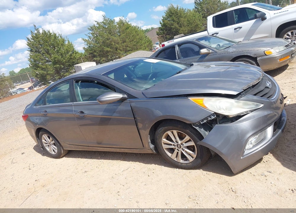 2013 HYUNDAI SONATA VIN: 5NPEB4AC0DH510051