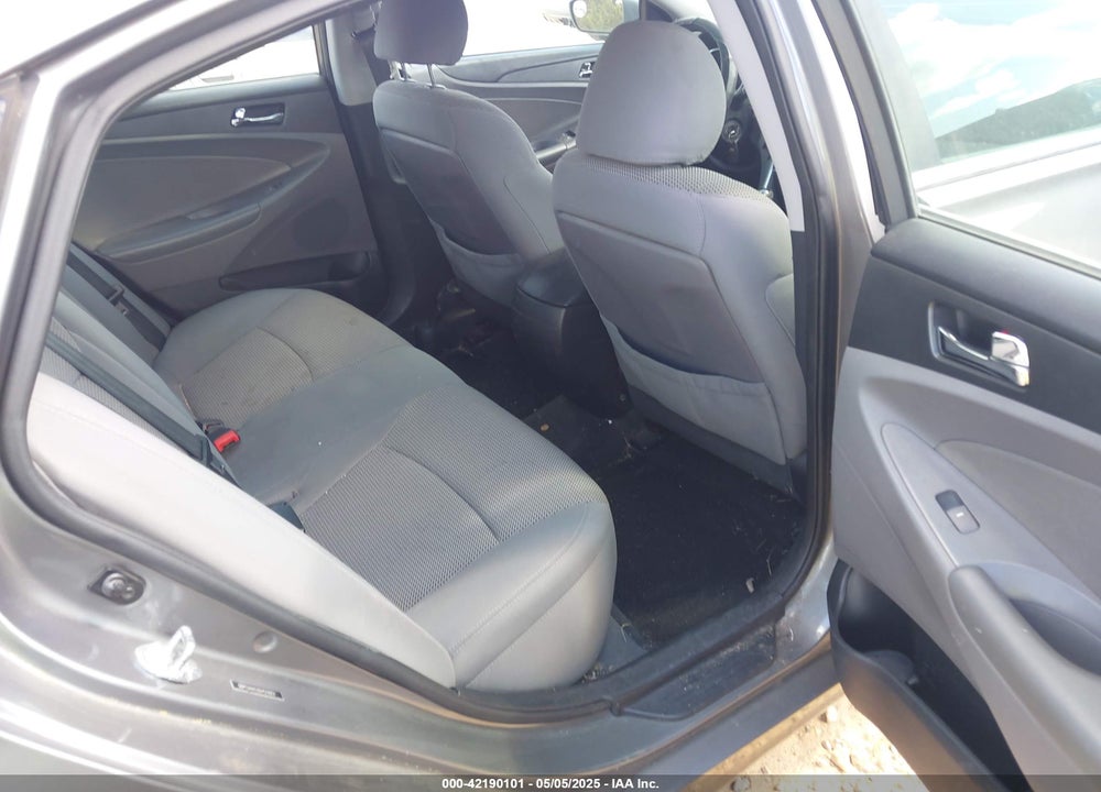2013 HYUNDAI SONATA VIN: 5NPEB4AC0DH510051