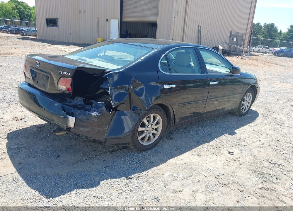 2002 LEXUS ES 300 VIN: JTHBF30G620020471