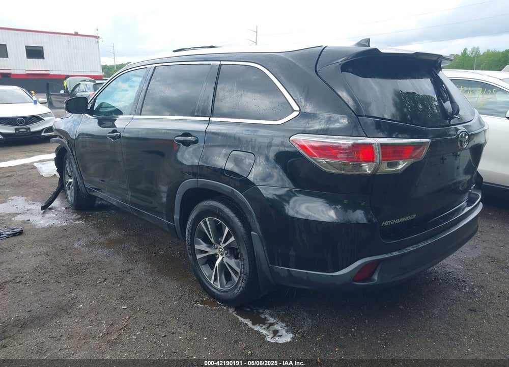 2016 TOYOTA HIGHLANDER VIN: 5TDJKRFH1GS284763