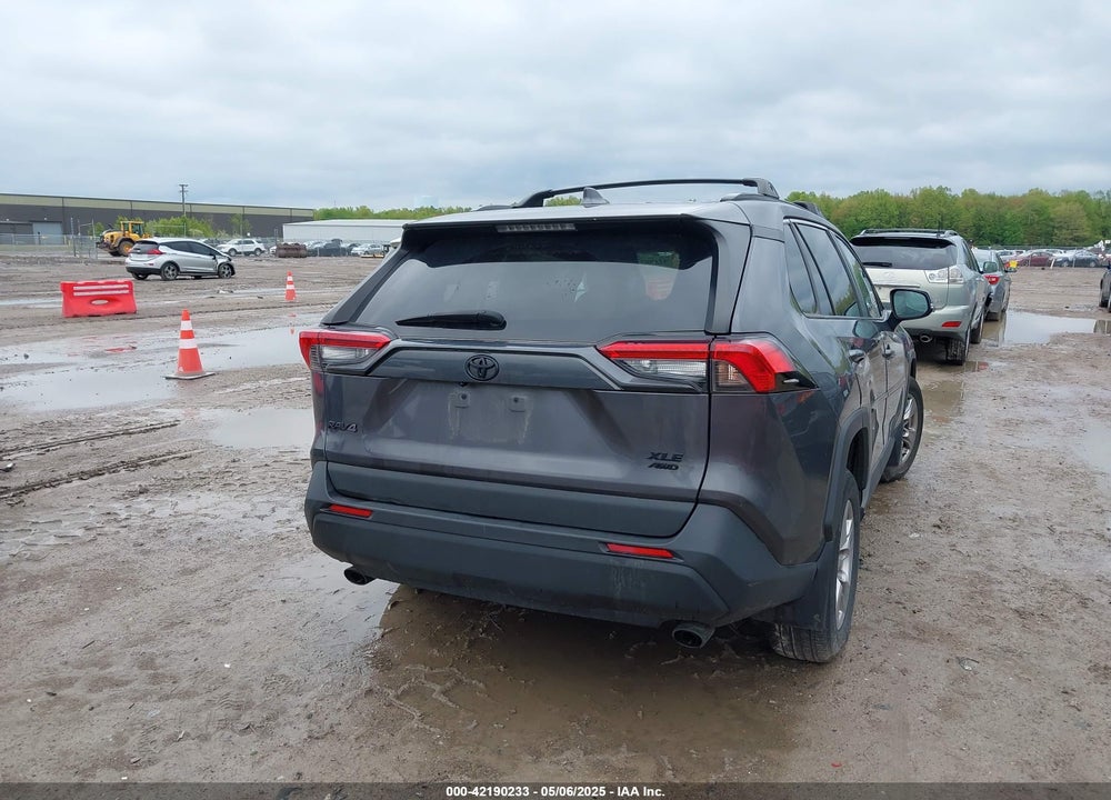 2023 TOYOTA RAV4 XLE VIN: 2T3P1RFV3PW351459