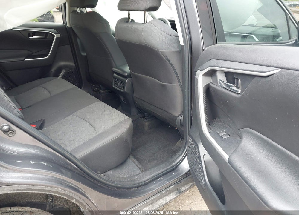 2023 TOYOTA RAV4 XLE VIN: 2T3P1RFV3PW351459