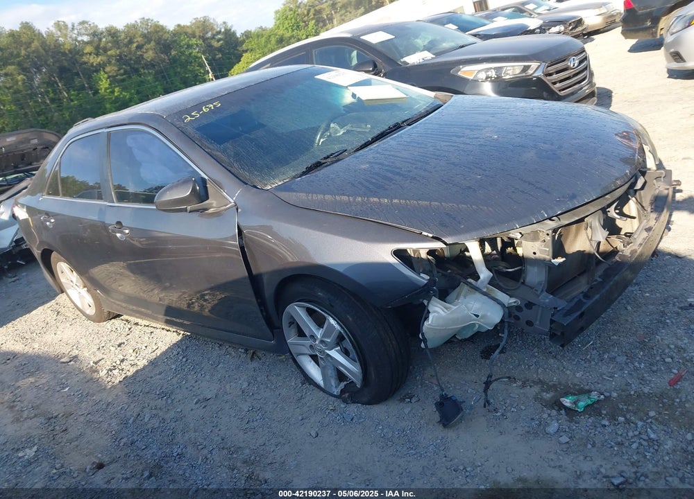 2014 TOYOTA CAMRY SE VIN: 4T1BF1FK6EU351495
