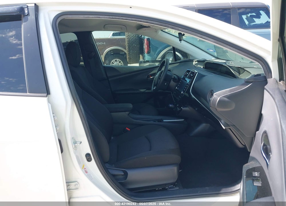 2020 TOYOTA PRIUS VIN: JTDKARFU8L3126291