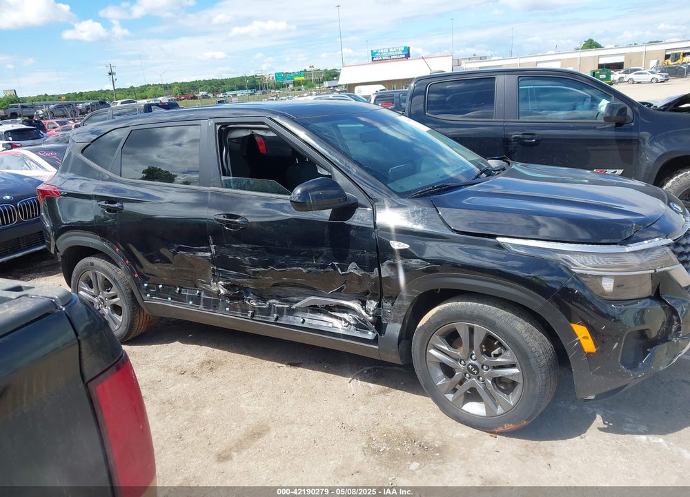 2021 KIA SELTOS VIN: KNDEPCAA5M7159653