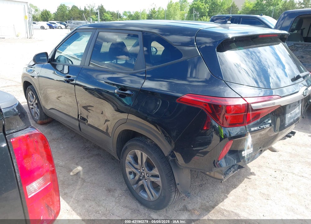 2021 KIA SELTOS VIN: KNDEPCAA5M7159653