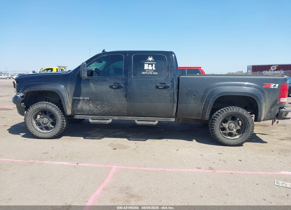 2012 GMC SIERRA 2500HD SLT VIN: 1GT121E83CF112456
