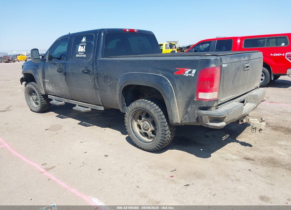 2012 GMC SIERRA 2500HD SLT VIN: 1GT121E83CF112456