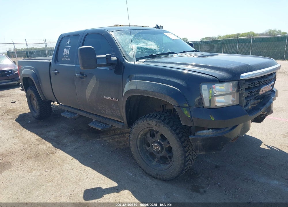 2012 GMC SIERRA 2500HD SLT VIN: 1GT121E83CF112456