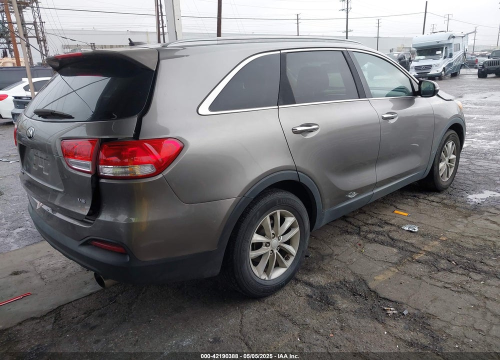 2016 KIA SORENTO VIN: 5XYPG4A59GG111016