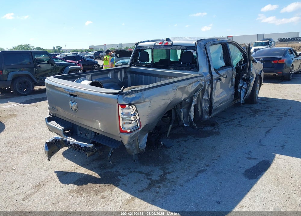 2022 RAM 1500 VIN: 1C6RREFT3NN336321