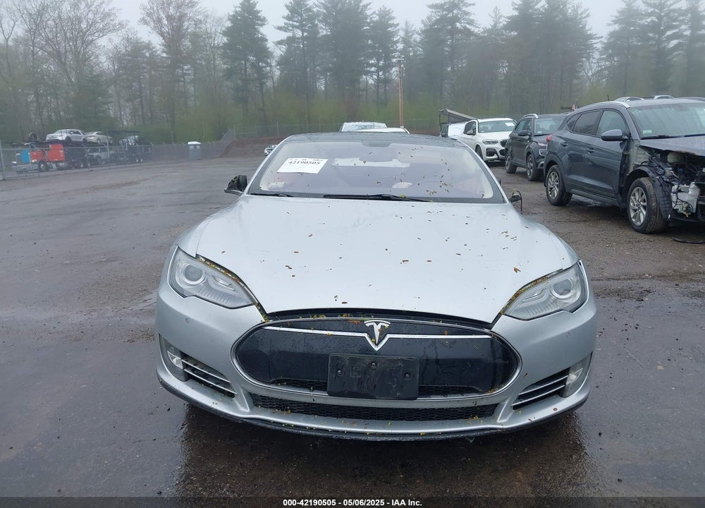 2014 TESLA MODEL S P85 VIN: 5YJSA1H18EFP30143