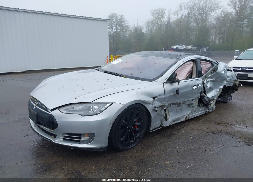 2014 TESLA MODEL S P85 VIN: 5YJSA1H18EFP30143