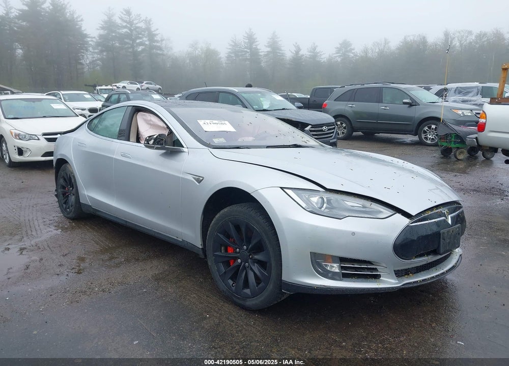 2014 TESLA MODEL S P85 VIN: 5YJSA1H18EFP30143