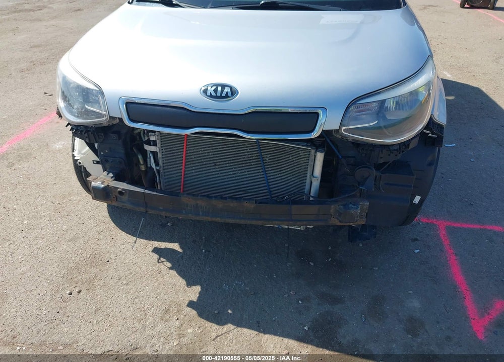2015 KIA SOUL VIN: KNDJN2A28F7781318