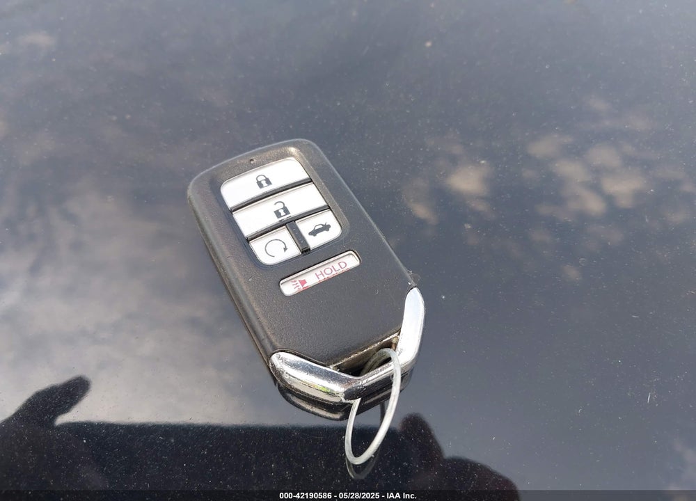2018 HONDA ACCORD VIN: 1HGCV2F96JA031816