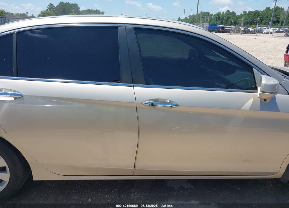 2013 HONDA ACCORD EX VIN: 1HGCR2F78DA272736