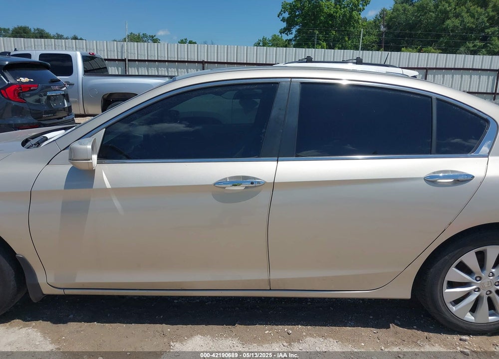 2013 HONDA ACCORD EX VIN: 1HGCR2F78DA272736