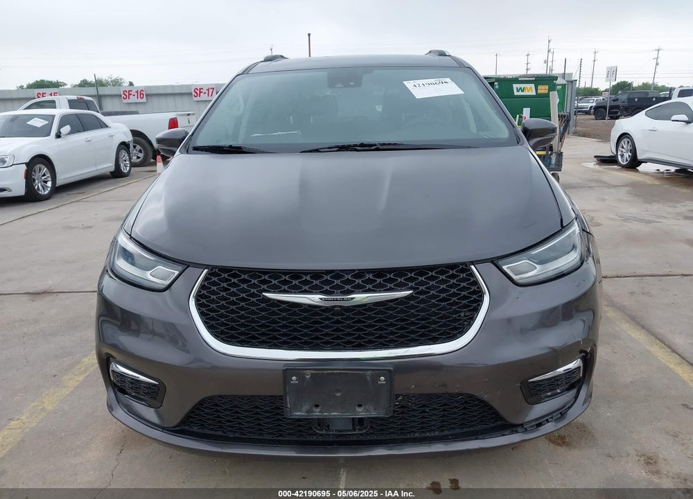 2021 CHRYSLER PACIFICA TOURING L VIN: 2C4RC1BG3MR574439