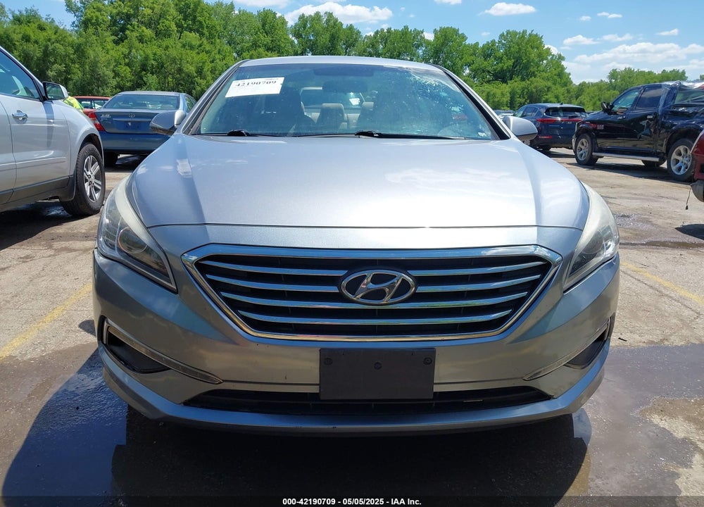 2015 HYUNDAI SONATA SE VIN: 5NPE24AF4FH169296