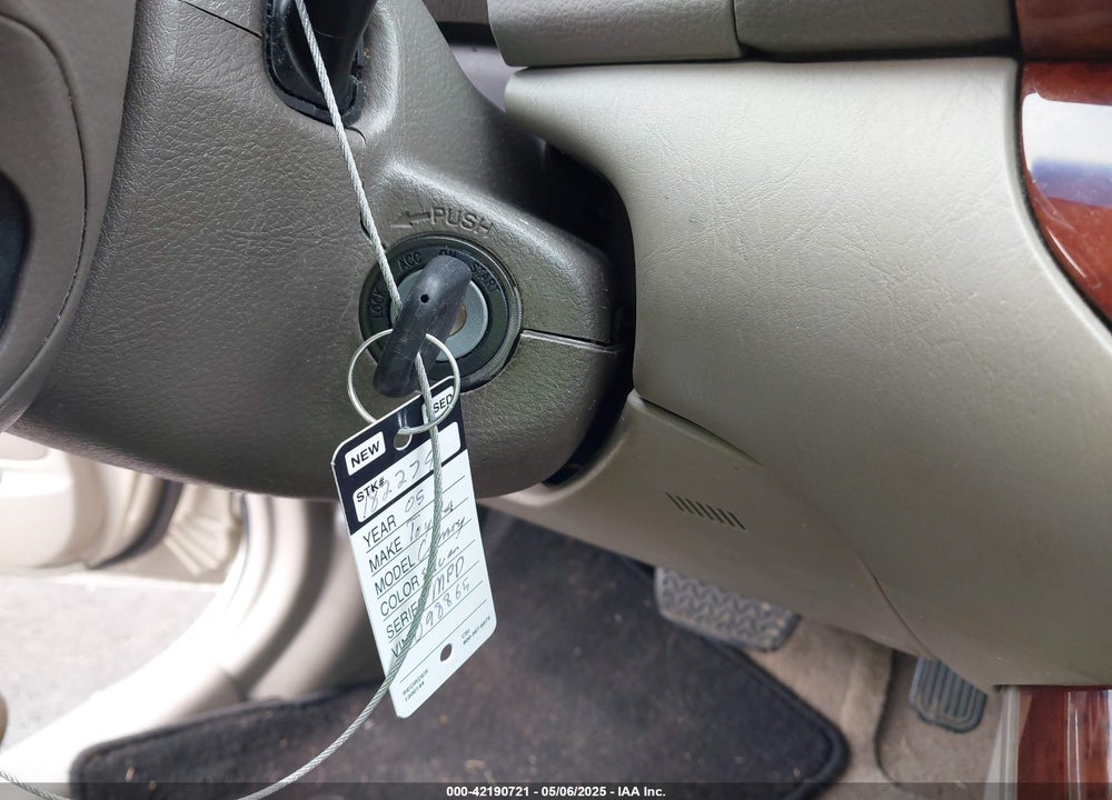 2005 TOYOTA CAMRY VIN: 4T1BE30K35U098868
