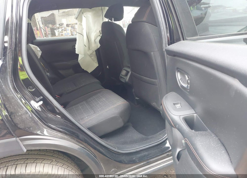 2024 HONDA HR-V 2WD SPORT/2WD SPORT W/O BSI VIN: 3CZRZ1H55RM707358
