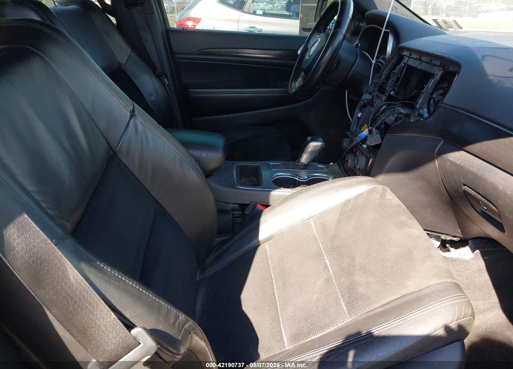 2018 JEEP GRAND CHEROKEE VIN: 1C4RJFAG6JC147832