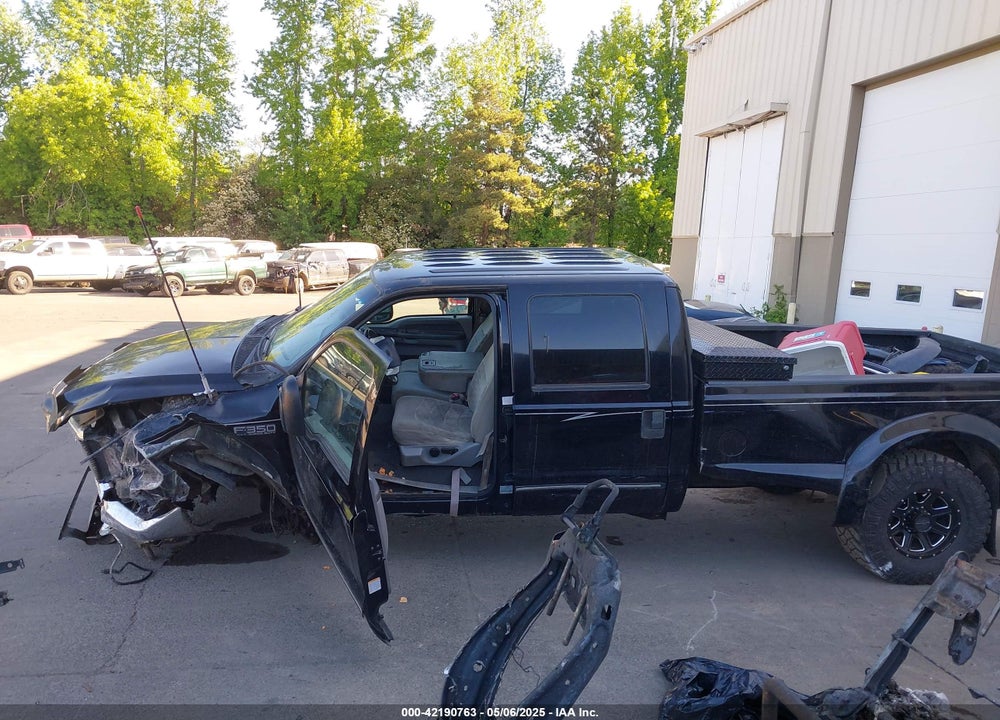 2000 FORD F-350 LARIAT/XL/XLT VIN: 1FTSW31FXYED16080