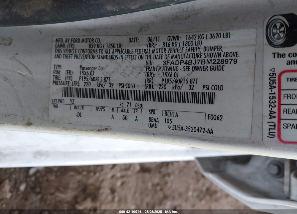 2011 FORD FIESTA VIN: 3FADP4BJ7BM228979