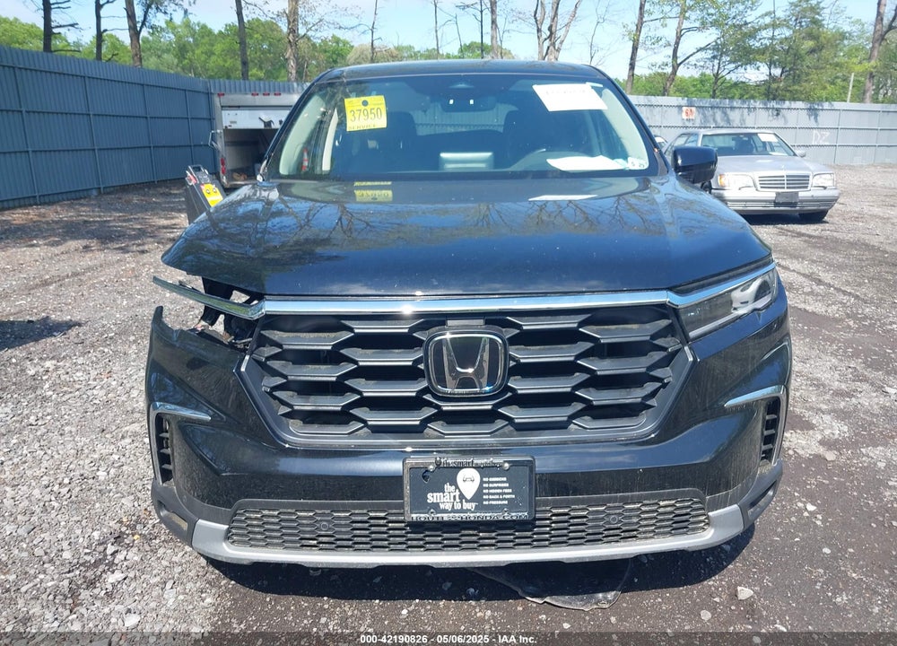 2025 HONDA PILOT VIN: 5FNYG1H43SB004785