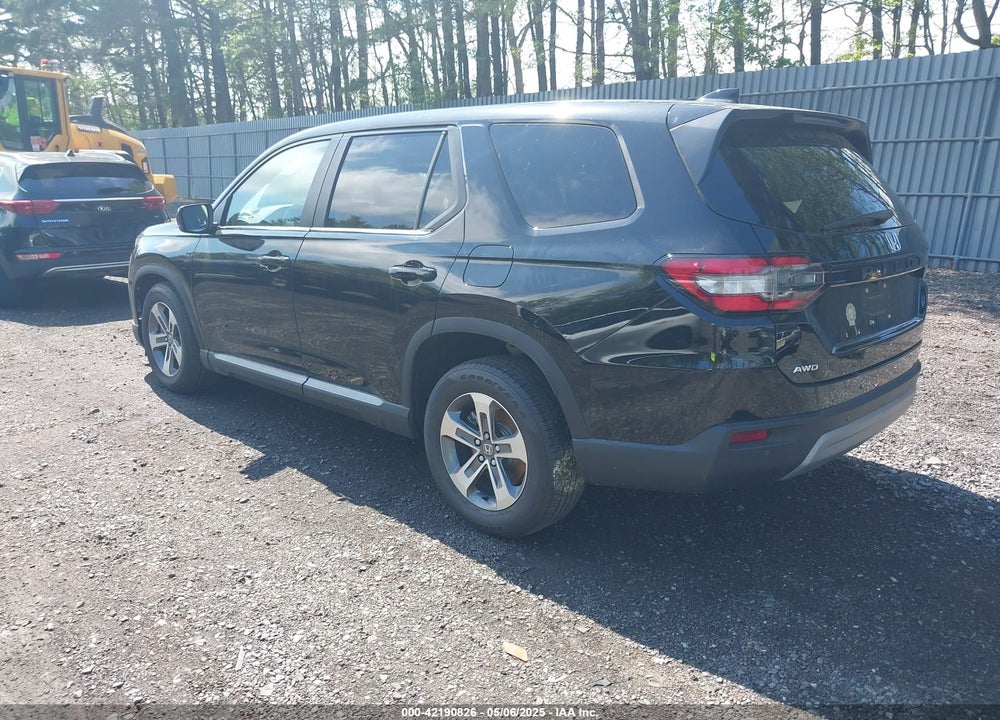 2025 HONDA PILOT VIN: 5FNYG1H43SB004785