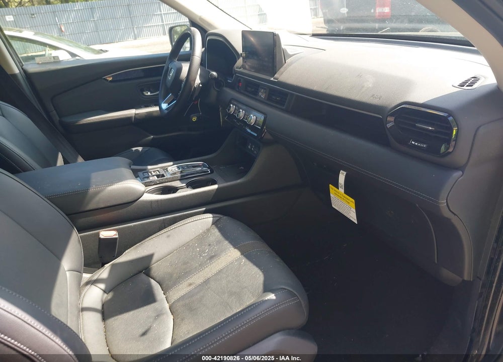 2025 HONDA PILOT VIN: 5FNYG1H43SB004785