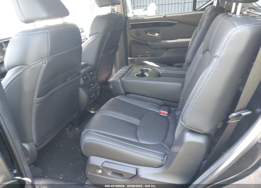 2025 HONDA PILOT VIN: 5FNYG1H43SB004785