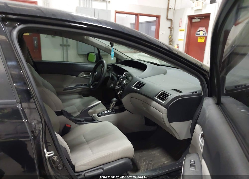 2013 HONDA CIVIC VIN: 19XFB2F53DE069586