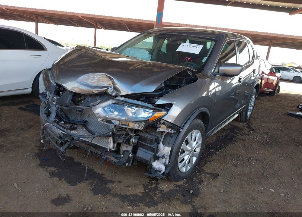 2018 NISSAN ROGUE VIN: KNMAT2MT2JP622880