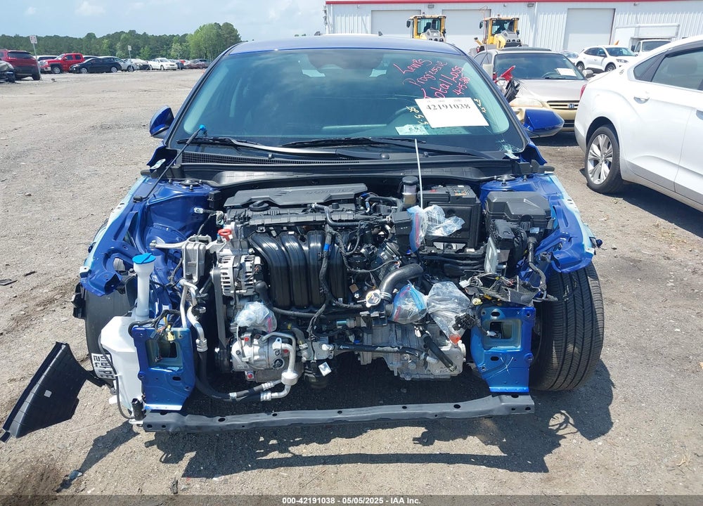 2024 HYUNDAI ELANTRA SEL VIN: KMHLM4DG8RU770920