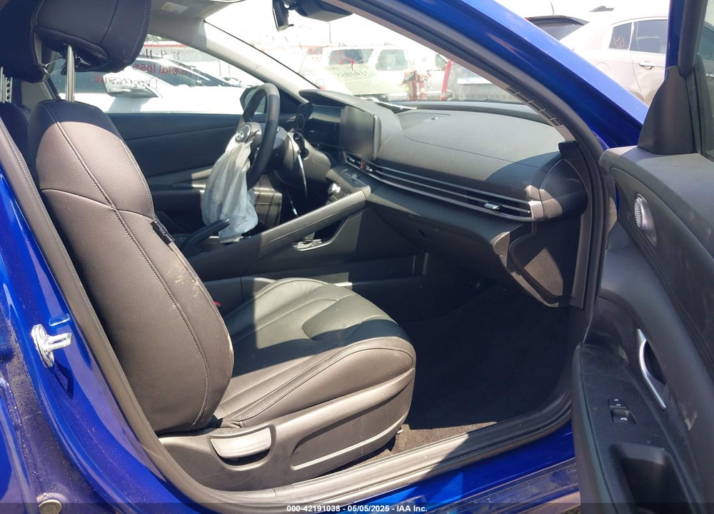 2024 HYUNDAI ELANTRA SEL VIN: KMHLM4DG8RU770920