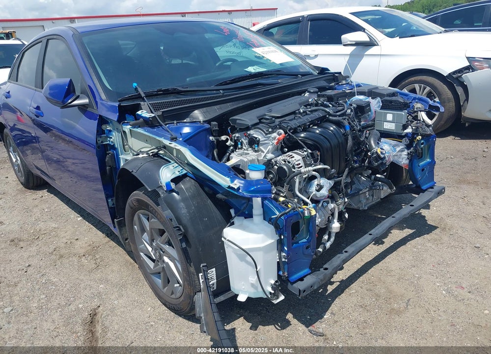 2024 HYUNDAI ELANTRA SEL VIN: KMHLM4DG8RU770920
