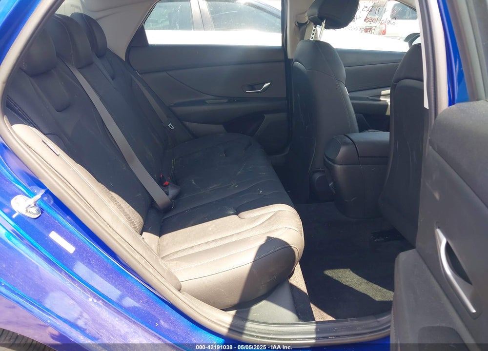 2024 HYUNDAI ELANTRA SEL VIN: KMHLM4DG8RU770920