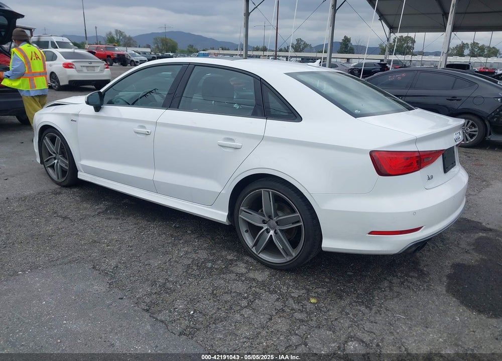 2016 AUDI A3 1.8T PREMIUM VIN: WAUA7GFF4G1117537