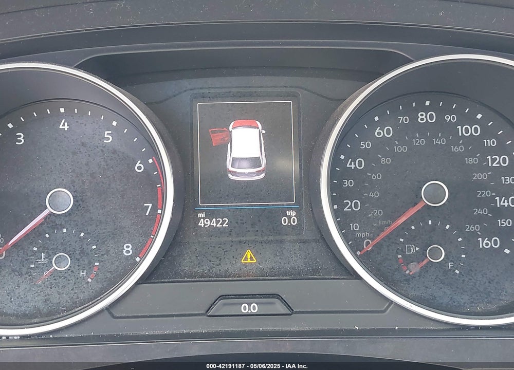 2019 VOLKSWAGEN TIGUAN VIN: 3VV1B7AX8KM197178