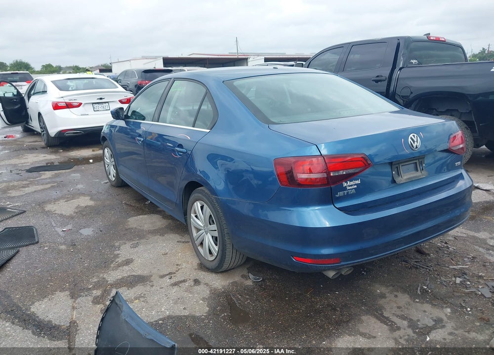 2017 VOLKSWAGEN JETTA VIN: 3VW2B7AJ7HM234046
