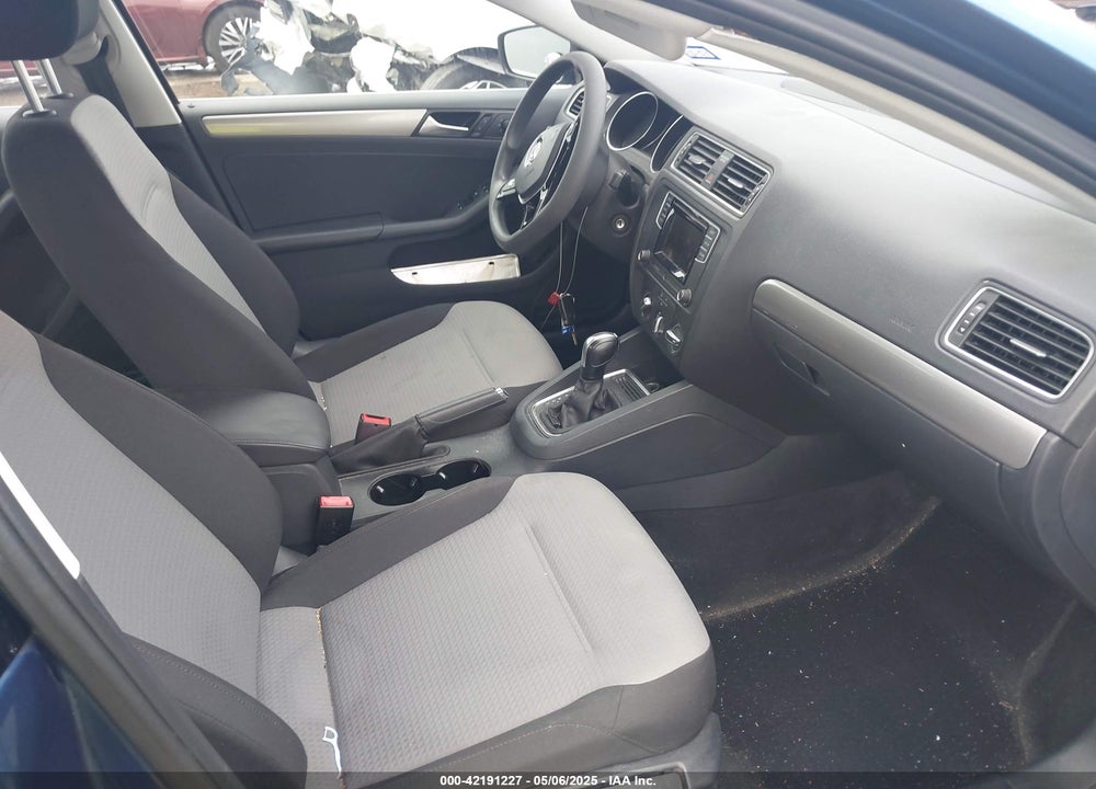 2017 VOLKSWAGEN JETTA VIN: 3VW2B7AJ7HM234046